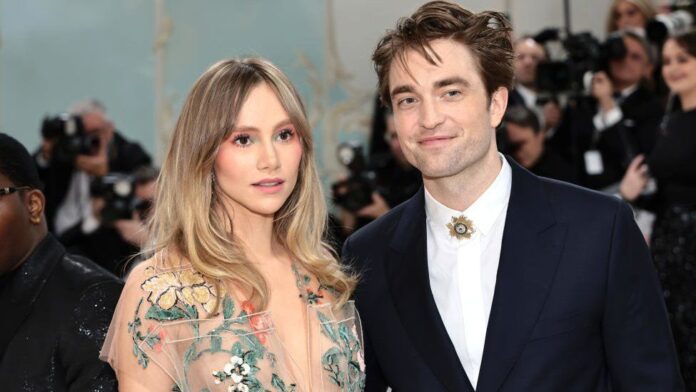 Robert Pattinson i Suki Waterhouse